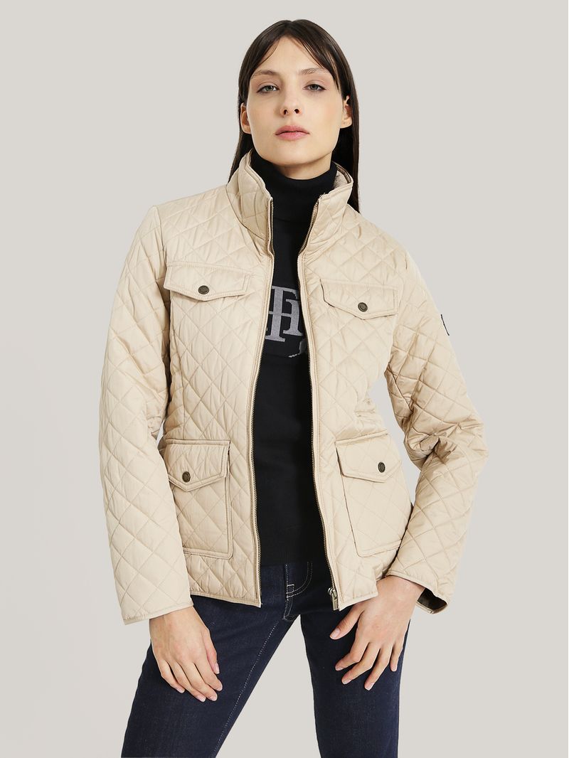 Jacket-acolchada-funcional-y-elegante