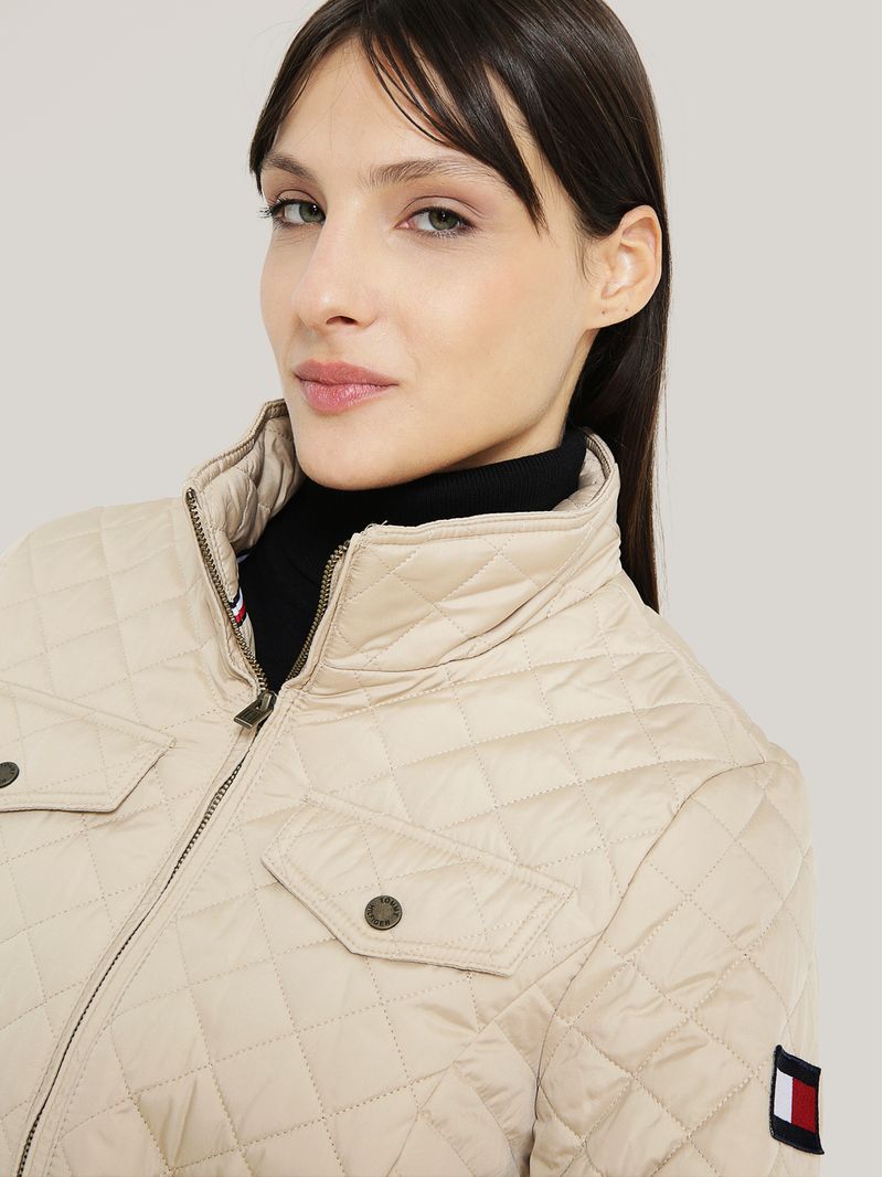 Jacket-acolchada-funcional-y-elegante