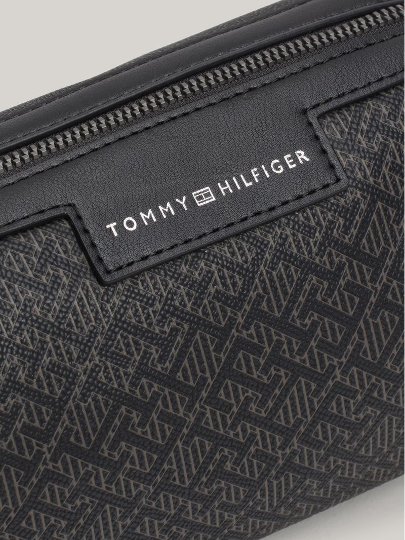 Neceser-con-diseño-de-monogramas-TH