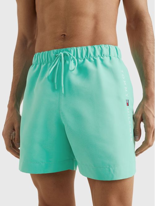 Pantaloneta de baño de medio largo con logo