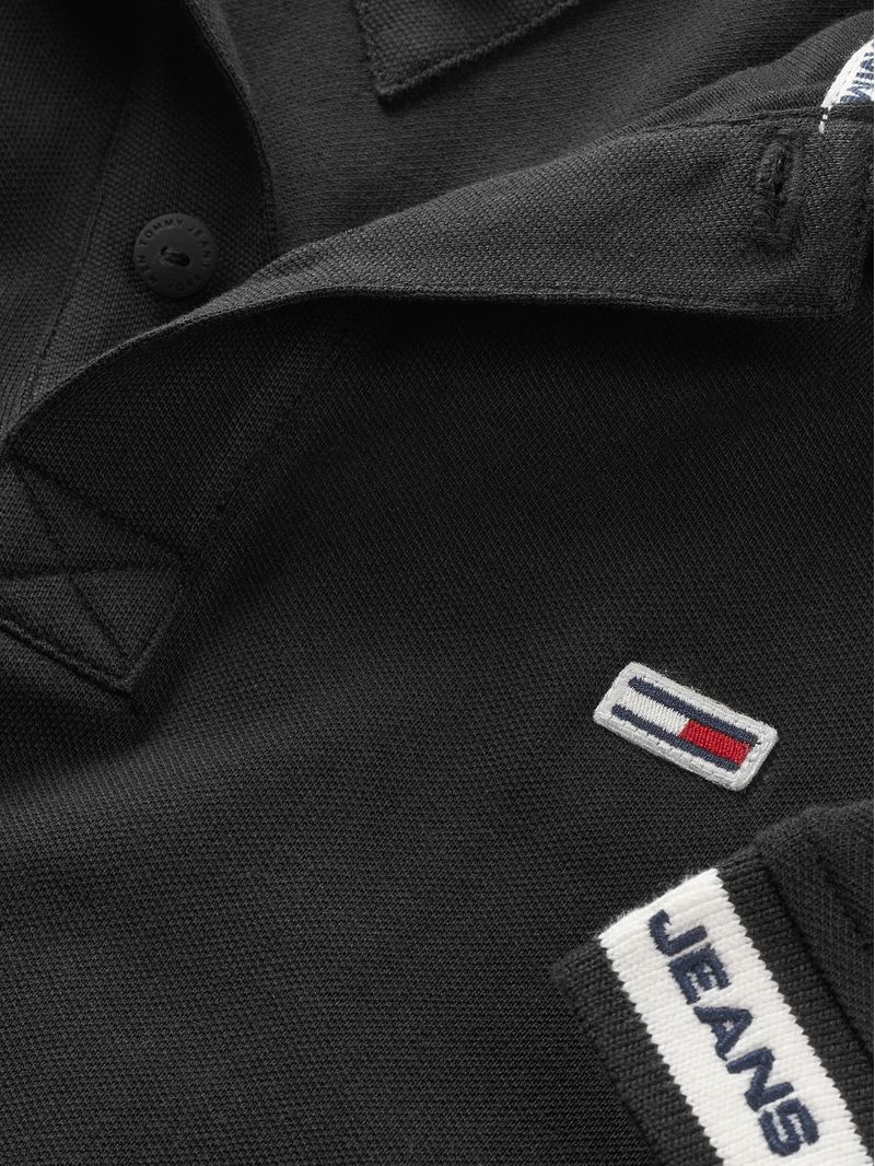 Polo-linear-manga-corta-con-logo