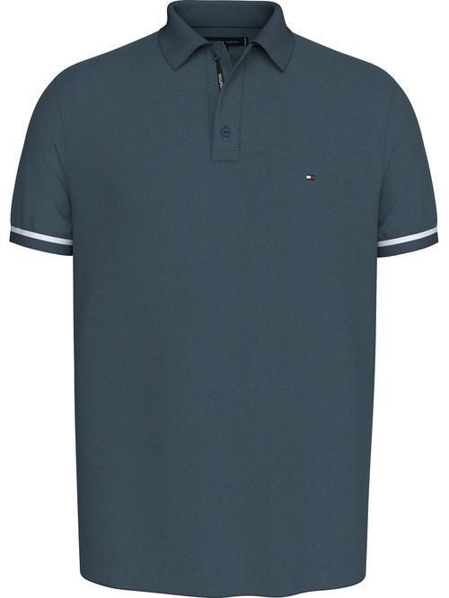 Polo under placket de corte regular