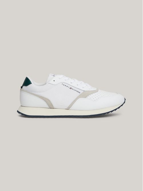 Tenis de running con suela dentada