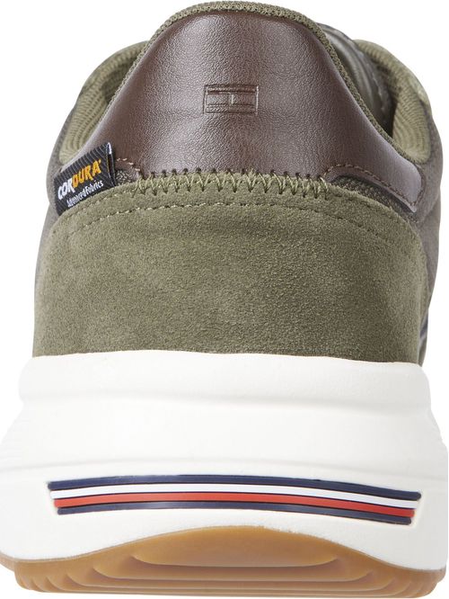 Tenis deportivas de ante con cordones