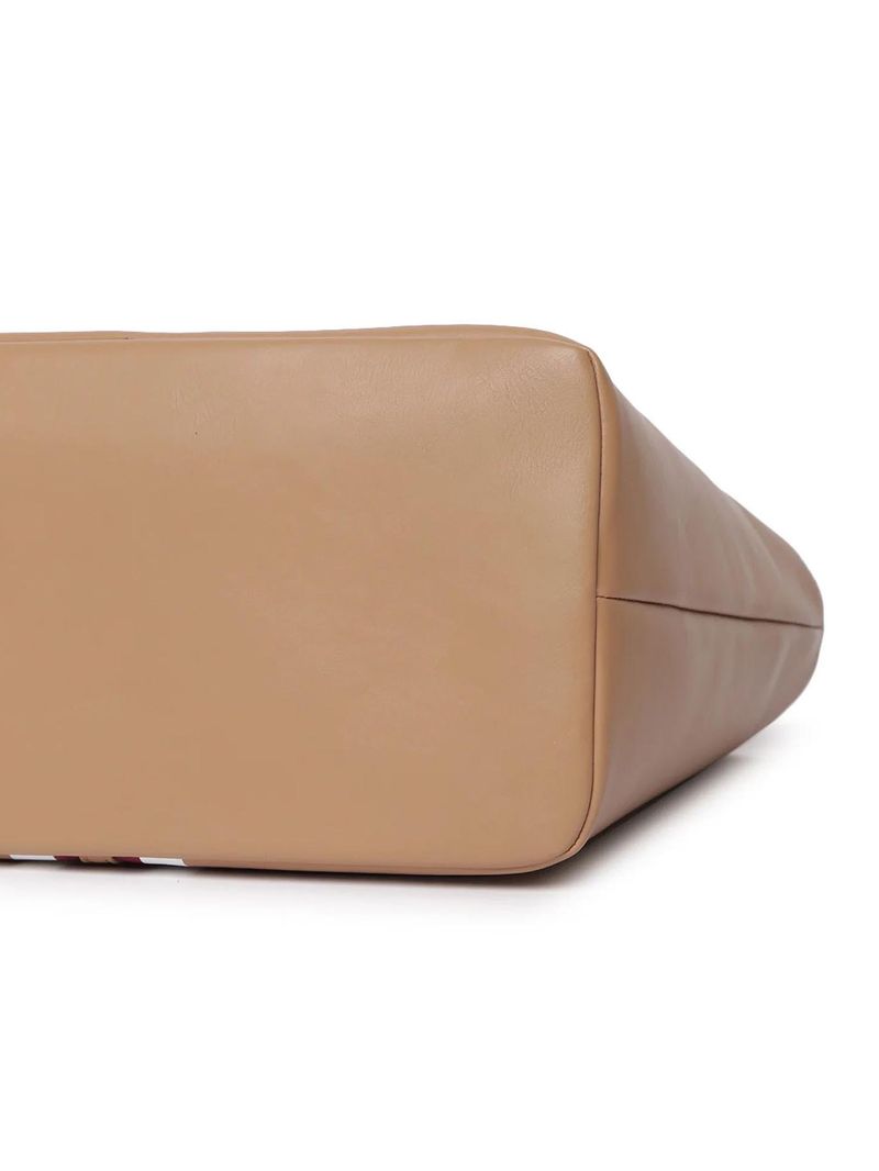 Bolso-grande-con-zipper-Tote-y-rayas