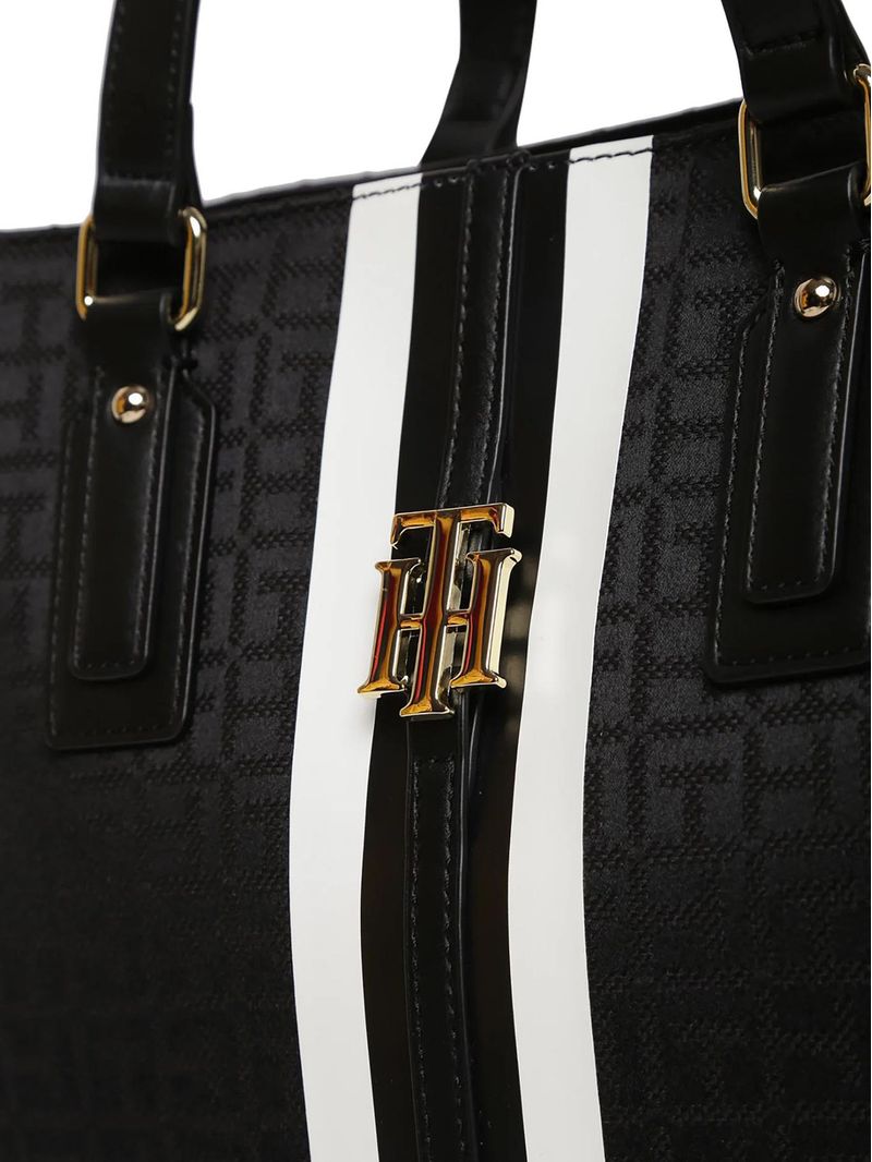 Bolso-grande-Tote-con-monograma