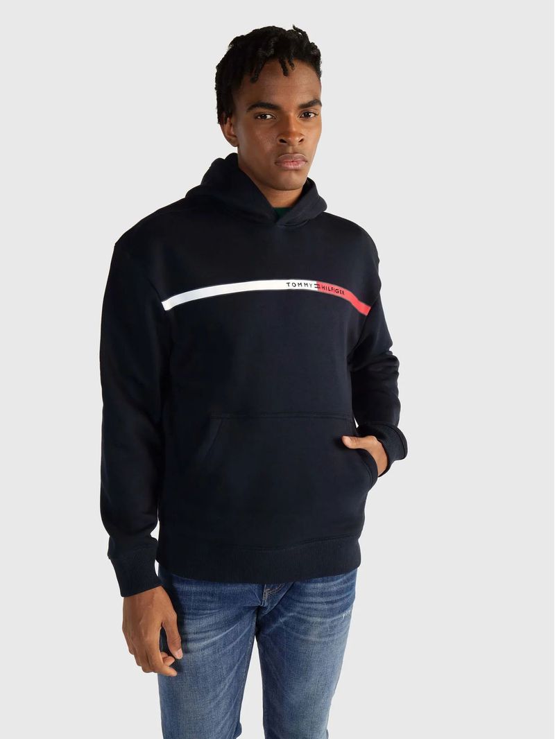 Sudadera-con-logo-y-colores-distintivos-