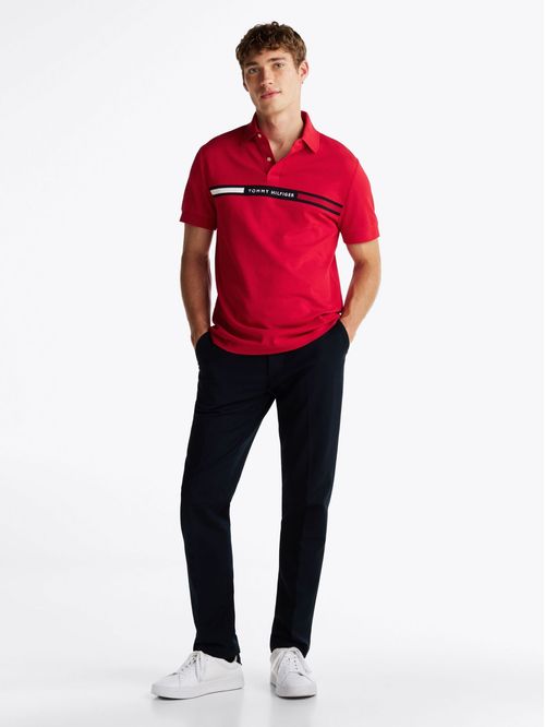 Polo de corte regular con logo en el pecho