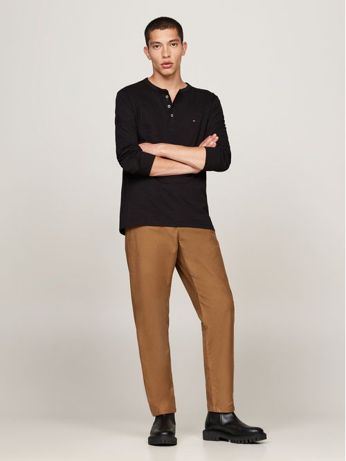 T-shirt de manga larga con cuello Henley