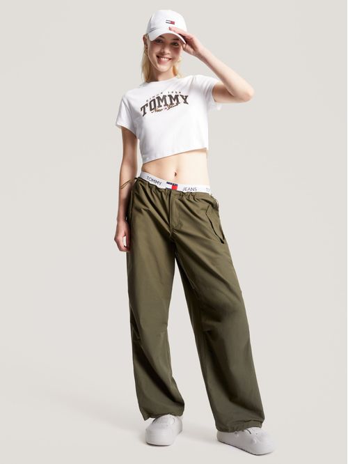 T-shirt universitaria de corte cropped