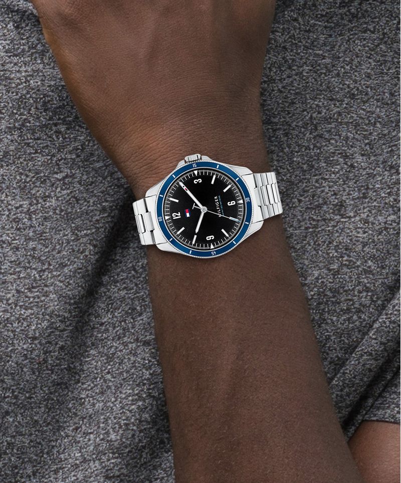 1791901_Wrist_M_FS
